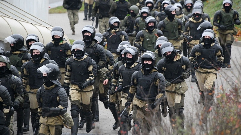 Белорусские правозащитники сообщили о 12 задержанных на протестах