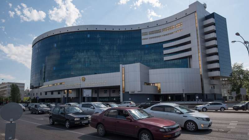 Фейк: Комитет госдоходов Казахстана предупреждает казахстанцев