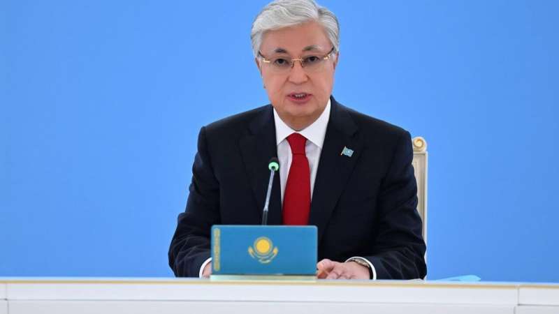 Касым-Жомарт Токаев выразил соболезнования президенту Азербайджана Ильхаму Алиеву