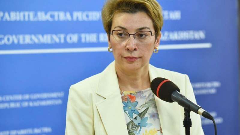 Новогодние праздники дома и за рубежом - каковы эпидемиологические риски