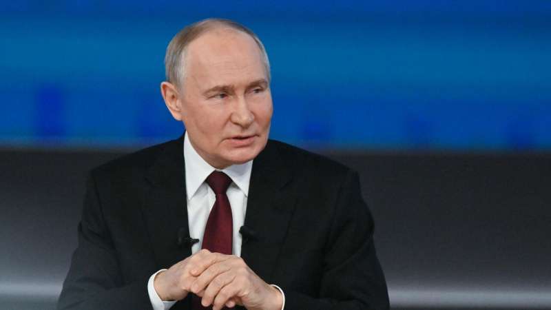 Путин предложил обсудить вопрос субсидирования кредитов
