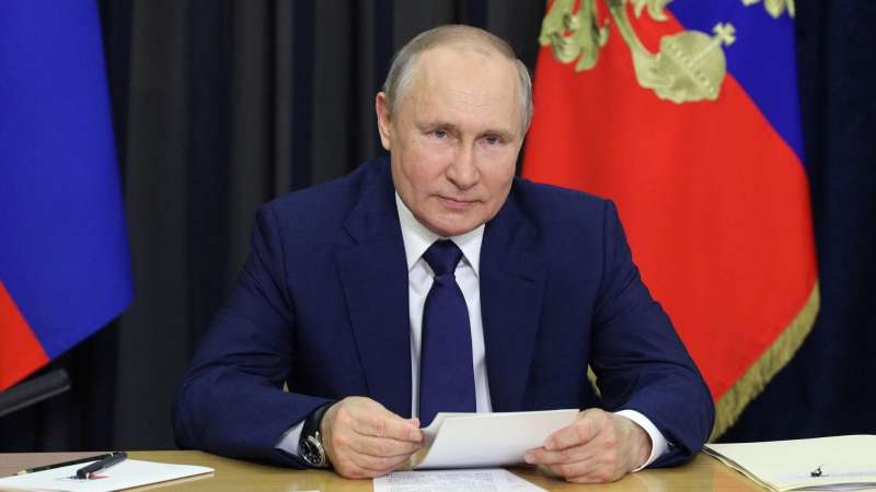 Путин рассчитывает на рост доходов населения в новом году