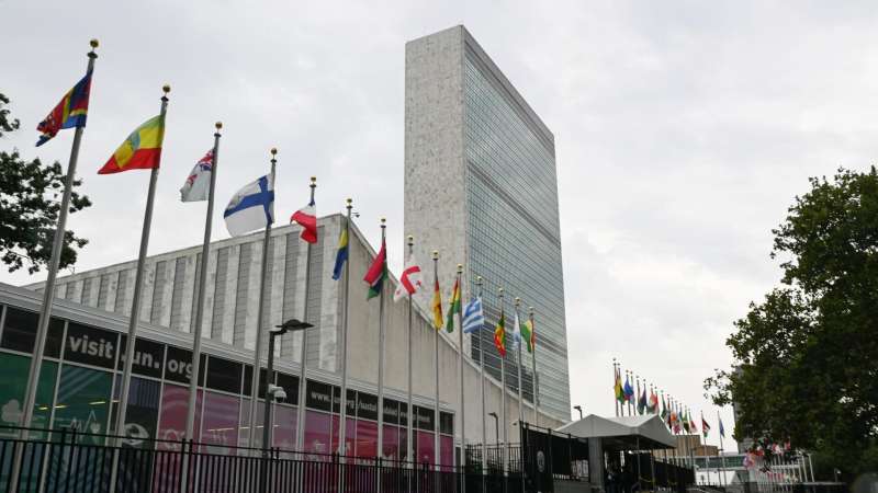 СМИ: США призывают ГА ООН поддержать их нейтральную резолюцию по Украине