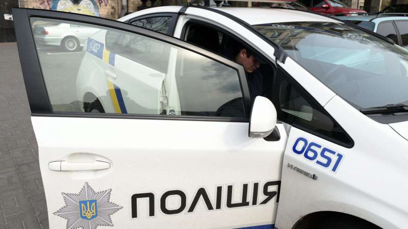 В Киеве на мать школьника, слушавшего российскую музыку, составили протокол