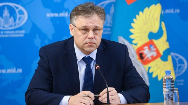Киев нервничает из-за диалога России и США, заявил Мирошник