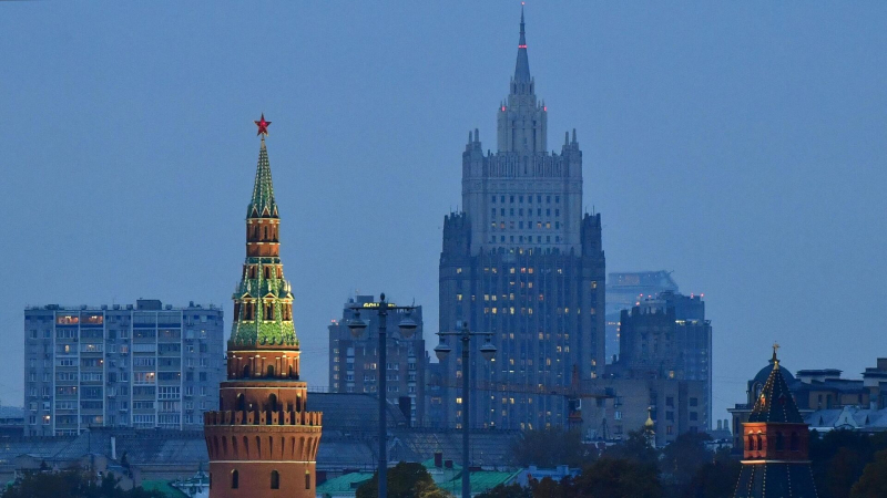 МИД: Россия не затрагивает тему отмены санкций в рамках диалога по Украине
