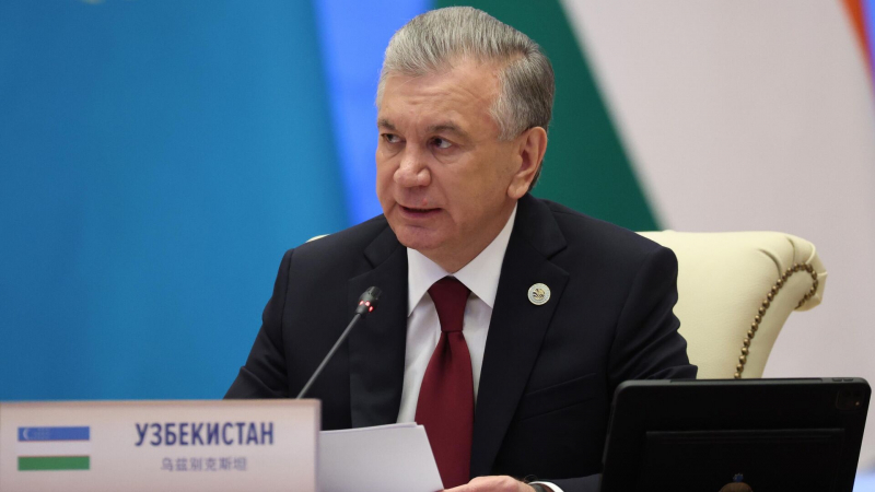 Мирзиеев назвал военные действия против Ирана угрозой для Ближнего Востока