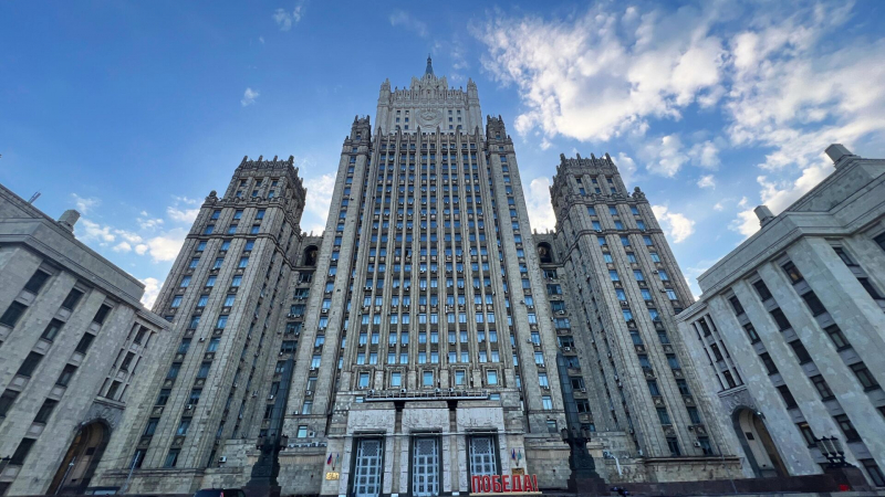 Россия призывает к деэскалации конфликта на Ближнем Востоке, заявили в МИД