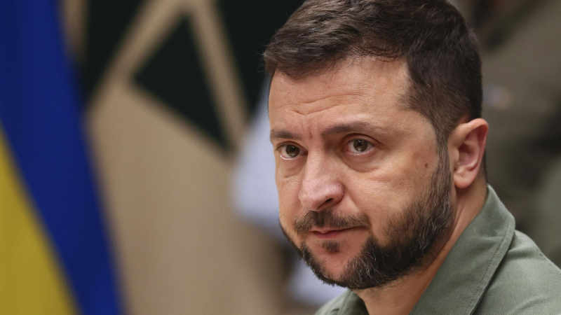 Слуцкий оценил решение США прекратить помощь Украине