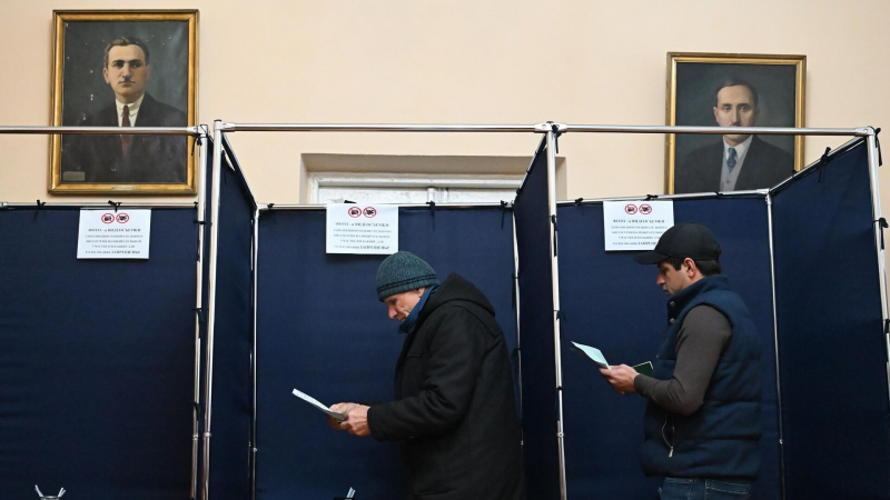 В Абхазии закрылись избирательные участки