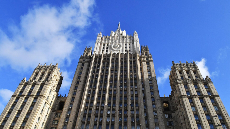 Запад вовлечен в террористическую деятельность Украины, заявил МИД