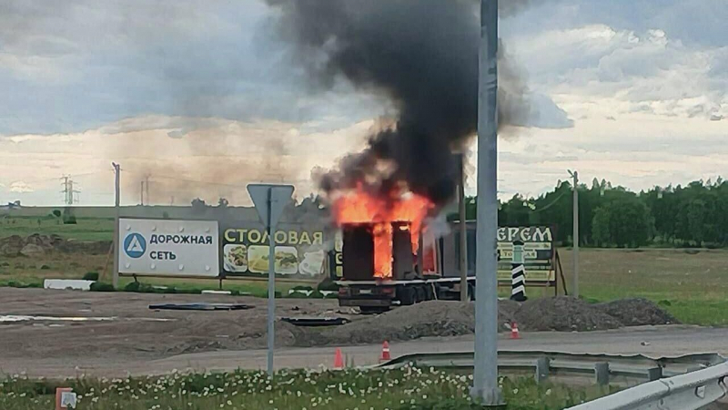Журналист объяснил атаки Киева по аэродромам в России